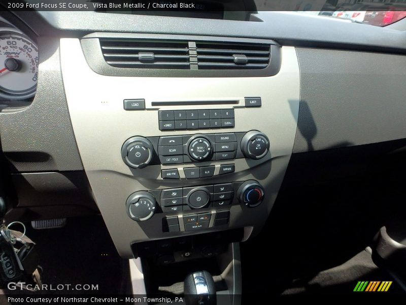 Vista Blue Metallic / Charcoal Black 2009 Ford Focus SE Coupe
