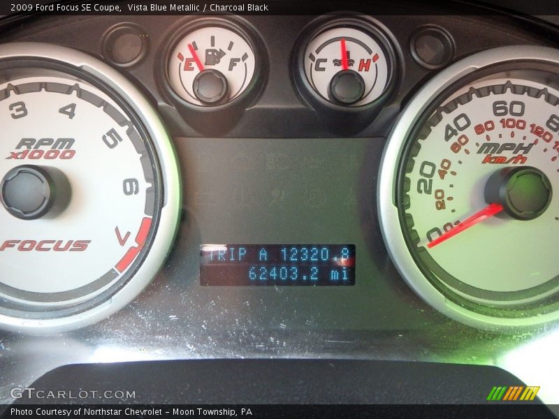 Vista Blue Metallic / Charcoal Black 2009 Ford Focus SE Coupe