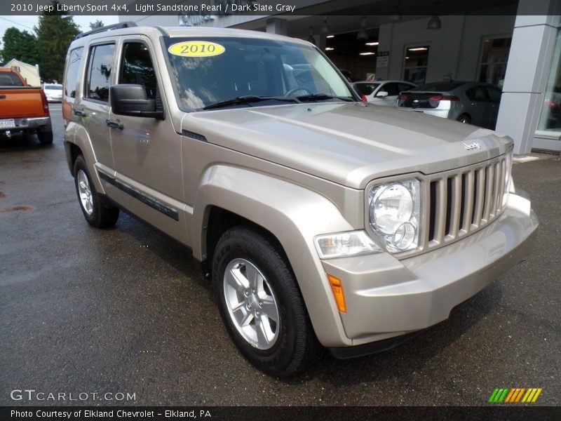 Light Sandstone Pearl / Dark Slate Gray 2010 Jeep Liberty Sport 4x4