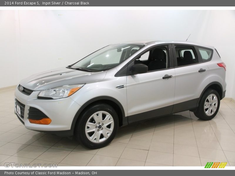 Ingot Silver / Charcoal Black 2014 Ford Escape S