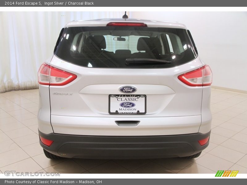 Ingot Silver / Charcoal Black 2014 Ford Escape S