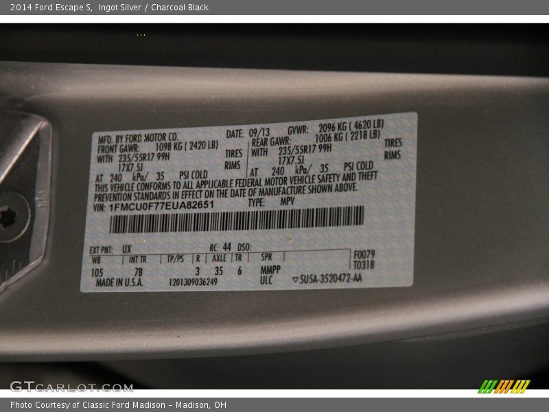 Ingot Silver / Charcoal Black 2014 Ford Escape S