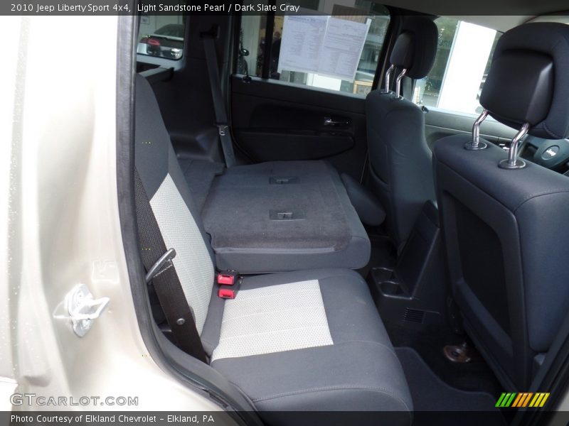 Light Sandstone Pearl / Dark Slate Gray 2010 Jeep Liberty Sport 4x4
