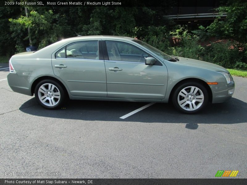 Moss Green Metallic / Medium Light Stone 2009 Ford Fusion SEL