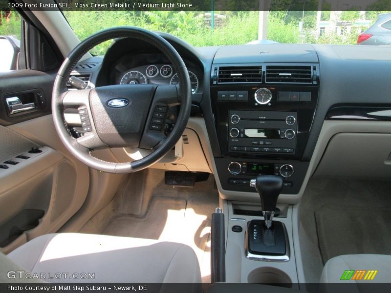 Moss Green Metallic / Medium Light Stone 2009 Ford Fusion SEL