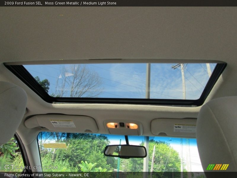Moss Green Metallic / Medium Light Stone 2009 Ford Fusion SEL