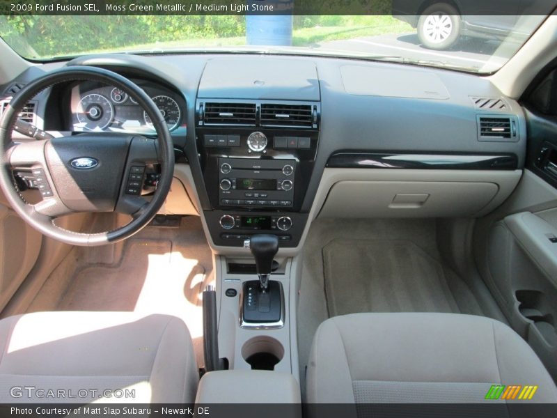 Moss Green Metallic / Medium Light Stone 2009 Ford Fusion SEL
