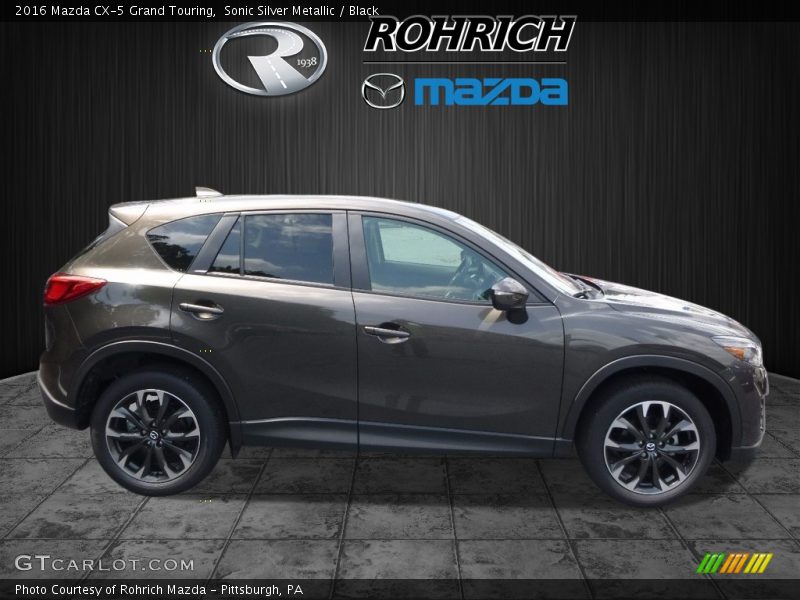 Sonic Silver Metallic / Black 2016 Mazda CX-5 Grand Touring
