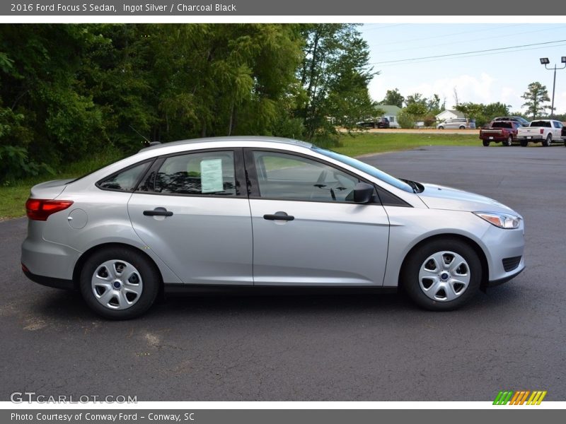 Ingot Silver / Charcoal Black 2016 Ford Focus S Sedan