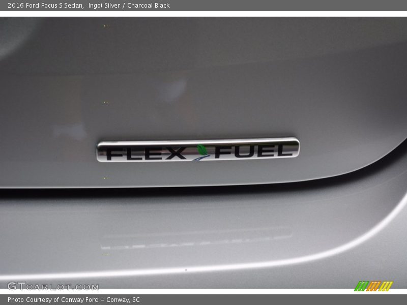 Ingot Silver / Charcoal Black 2016 Ford Focus S Sedan