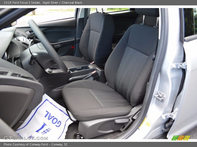 Ingot Silver / Charcoal Black 2016 Ford Focus S Sedan