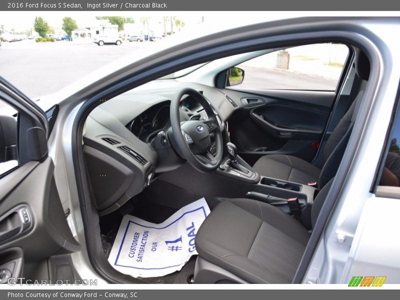 Ingot Silver / Charcoal Black 2016 Ford Focus S Sedan