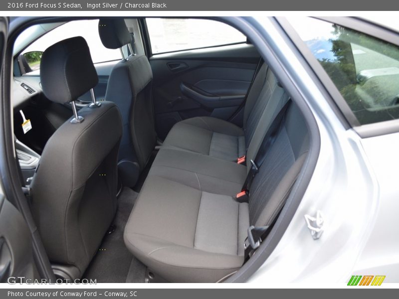 Ingot Silver / Charcoal Black 2016 Ford Focus S Sedan