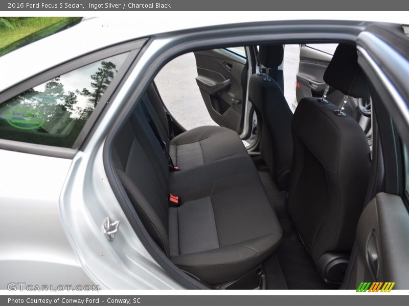 Ingot Silver / Charcoal Black 2016 Ford Focus S Sedan