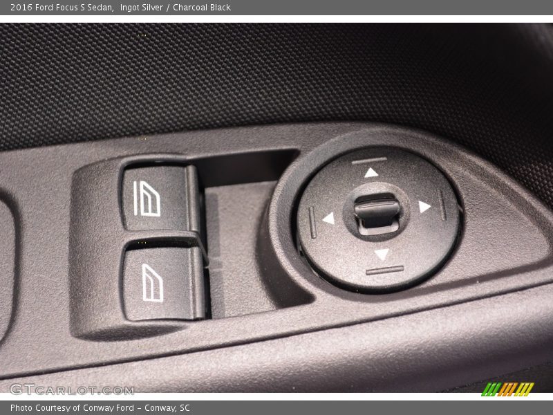 Ingot Silver / Charcoal Black 2016 Ford Focus S Sedan