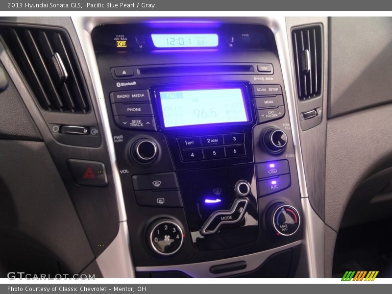 Pacific Blue Pearl / Gray 2013 Hyundai Sonata GLS