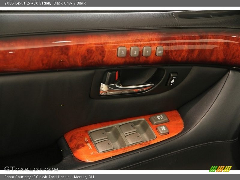 Black Onyx / Black 2005 Lexus LS 430 Sedan