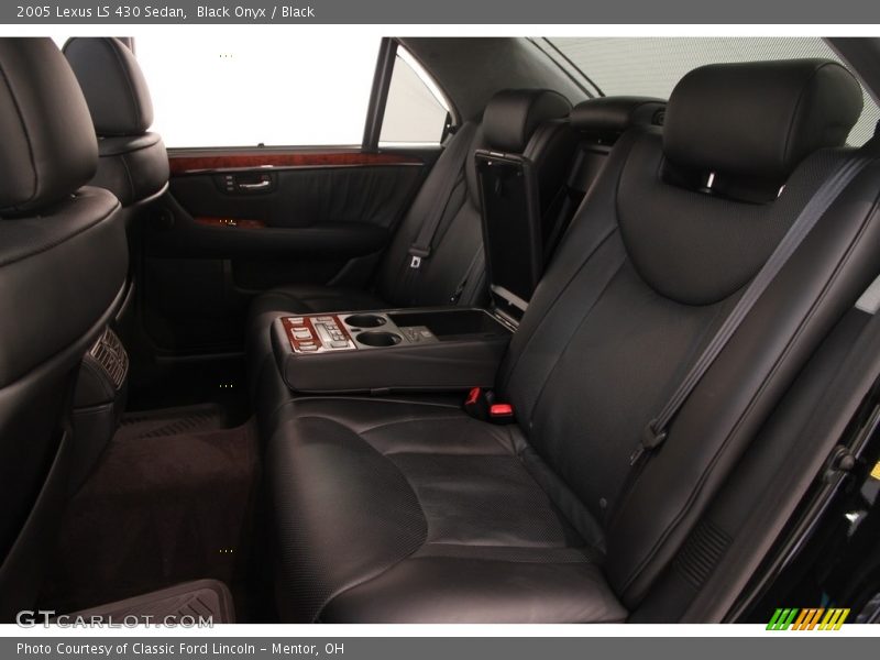 Black Onyx / Black 2005 Lexus LS 430 Sedan