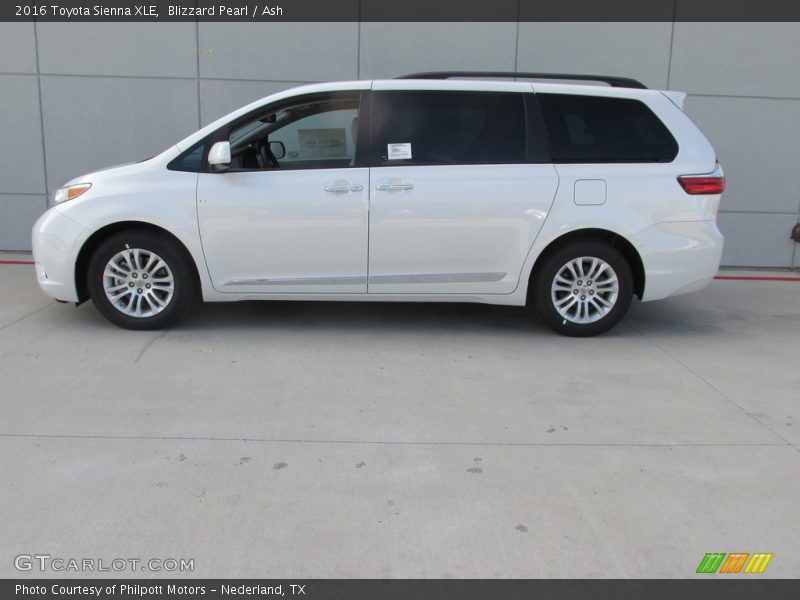 Blizzard Pearl / Ash 2016 Toyota Sienna XLE