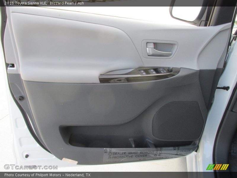 Blizzard Pearl / Ash 2016 Toyota Sienna XLE