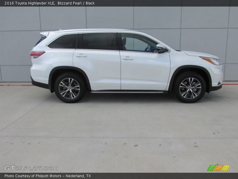 Blizzard Pearl / Black 2016 Toyota Highlander XLE