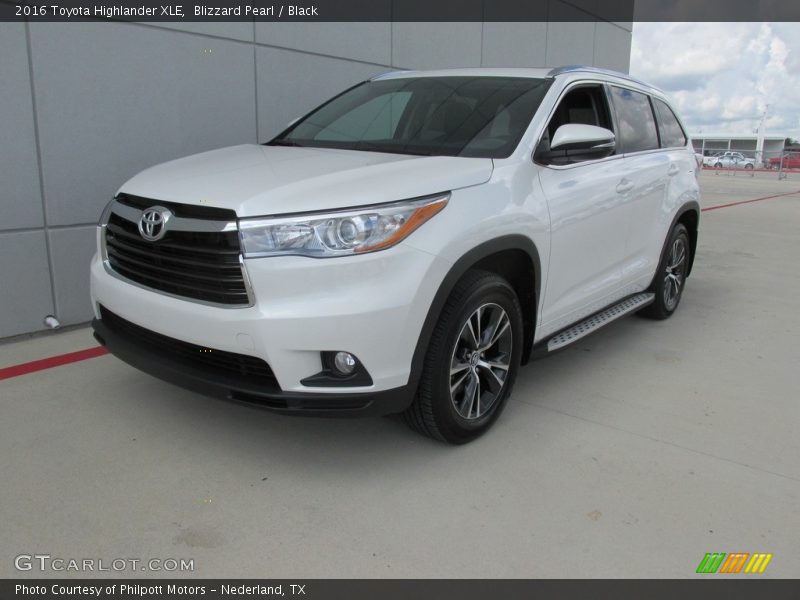 Blizzard Pearl / Black 2016 Toyota Highlander XLE