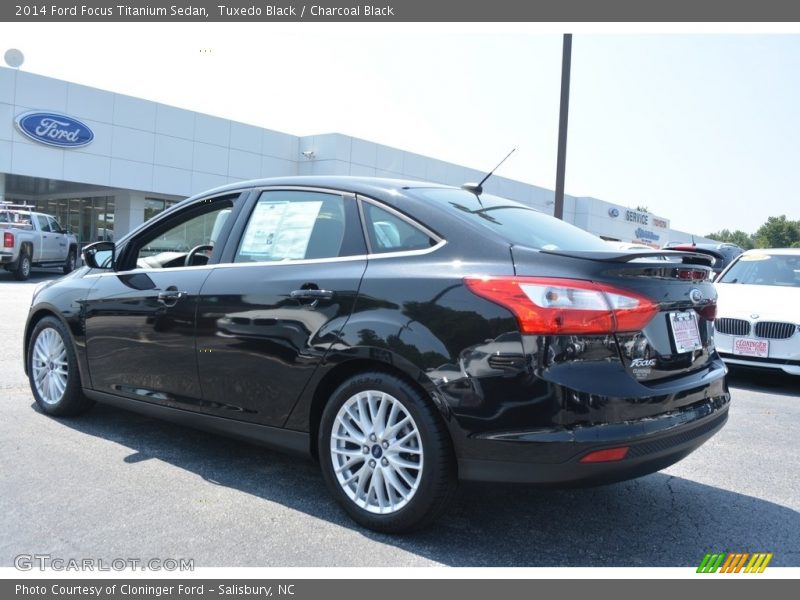 Tuxedo Black / Charcoal Black 2014 Ford Focus Titanium Sedan