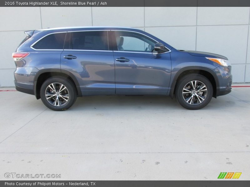 Shoreline Blue Pearl / Ash 2016 Toyota Highlander XLE