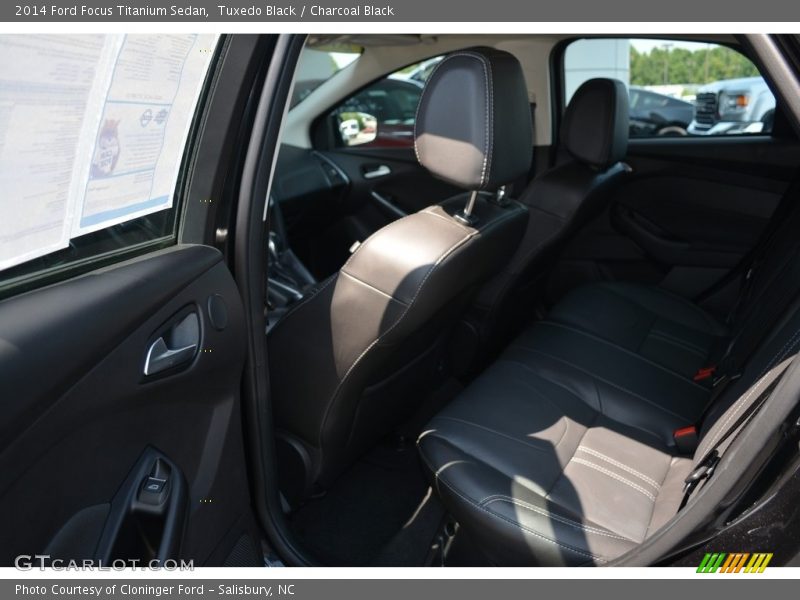 Tuxedo Black / Charcoal Black 2014 Ford Focus Titanium Sedan