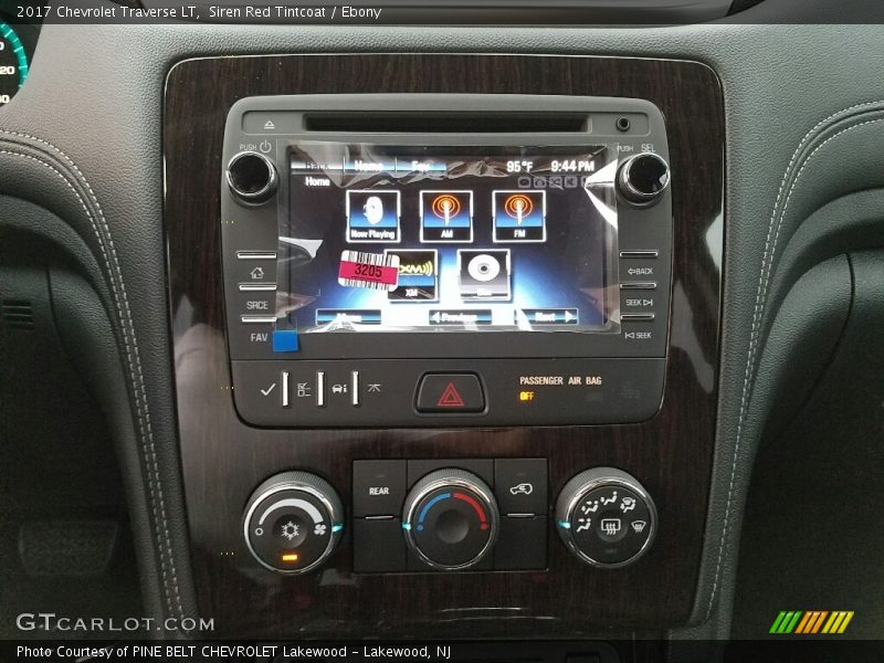 Siren Red Tintcoat / Ebony 2017 Chevrolet Traverse LT