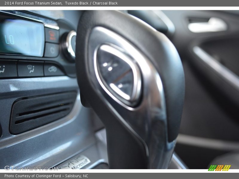 Tuxedo Black / Charcoal Black 2014 Ford Focus Titanium Sedan