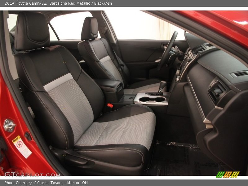 Barcelona Red Metallic / Black/Ash 2014 Toyota Camry SE