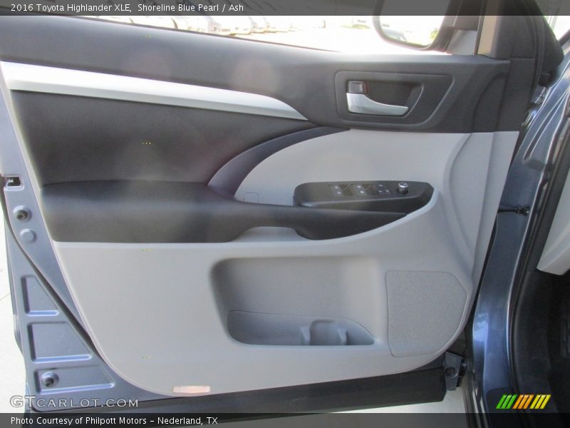 Shoreline Blue Pearl / Ash 2016 Toyota Highlander XLE