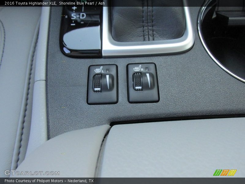 Shoreline Blue Pearl / Ash 2016 Toyota Highlander XLE