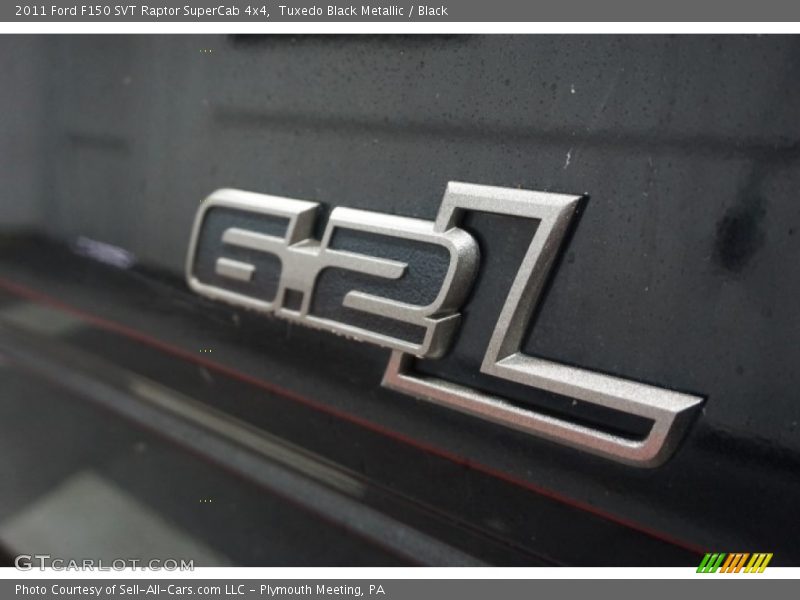 Tuxedo Black Metallic / Black 2011 Ford F150 SVT Raptor SuperCab 4x4