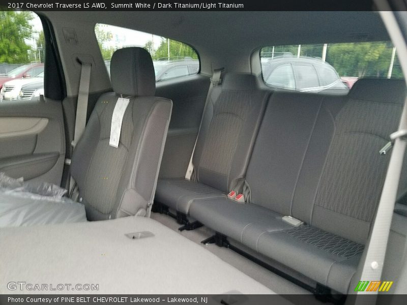 Summit White / Dark Titanium/Light Titanium 2017 Chevrolet Traverse LS AWD