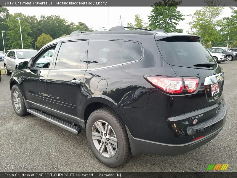 Mosaic Black Metallic / Ebony 2017 Chevrolet Traverse LT