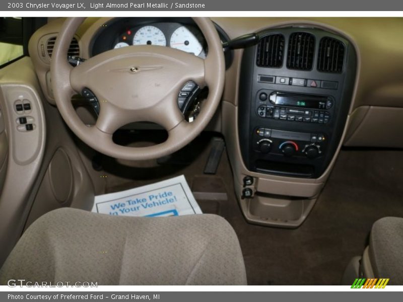 Light Almond Pearl Metallic / Sandstone 2003 Chrysler Voyager LX