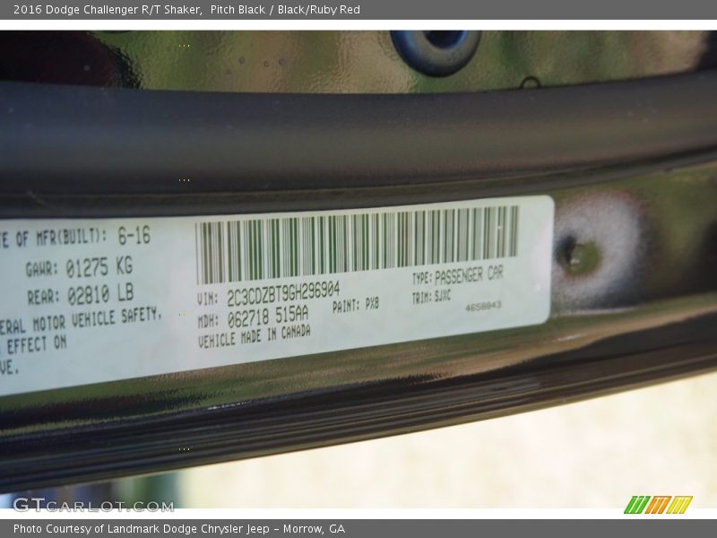 Pitch Black / Black/Ruby Red 2016 Dodge Challenger R/T Shaker