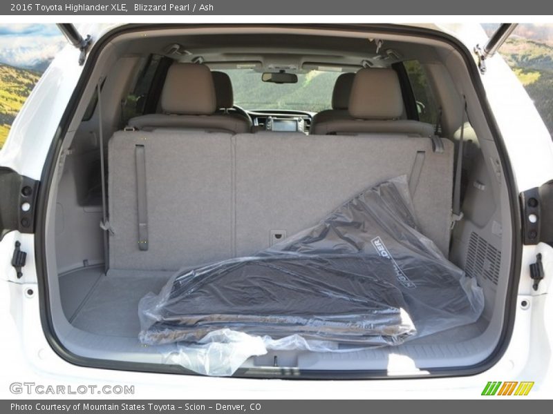 Blizzard Pearl / Ash 2016 Toyota Highlander XLE