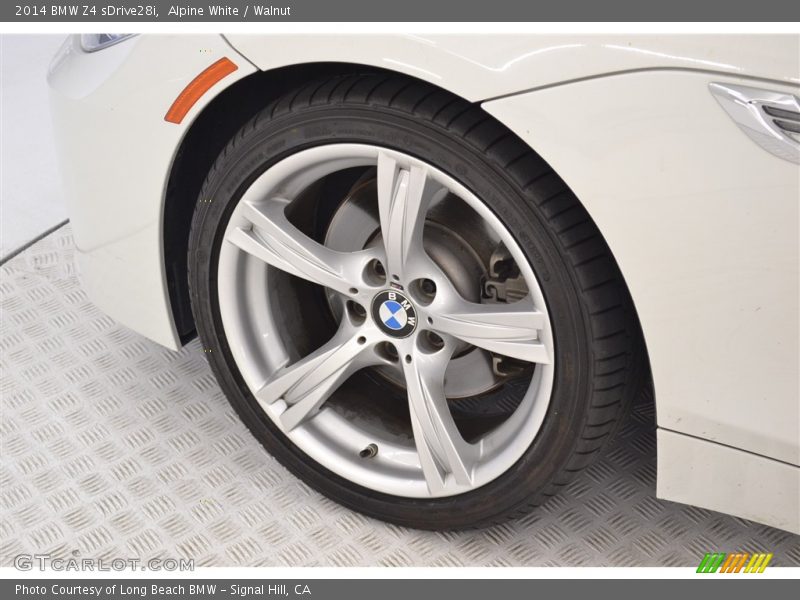 Alpine White / Walnut 2014 BMW Z4 sDrive28i