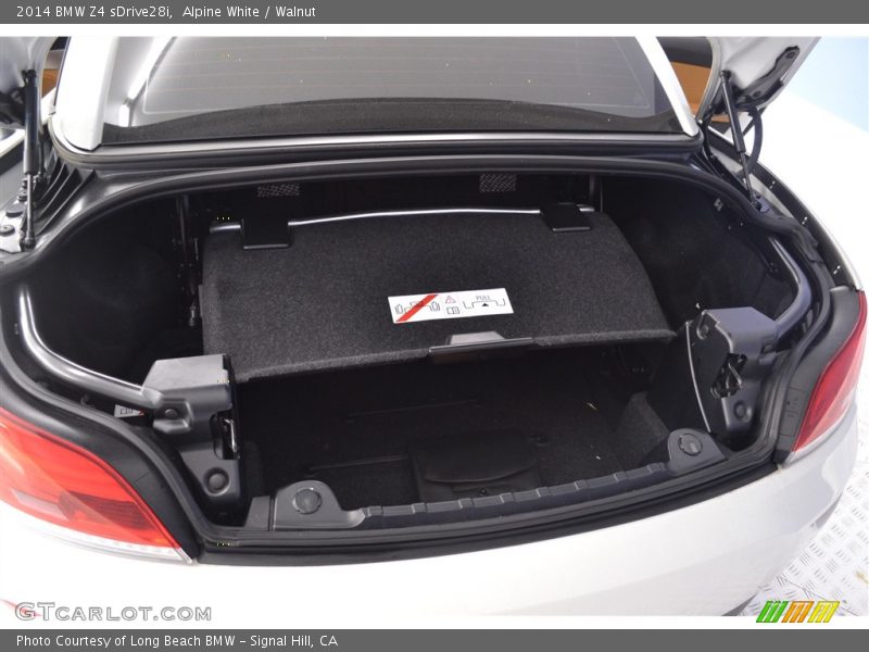 Alpine White / Walnut 2014 BMW Z4 sDrive28i