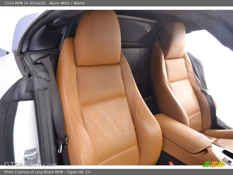 Alpine White / Walnut 2014 BMW Z4 sDrive28i