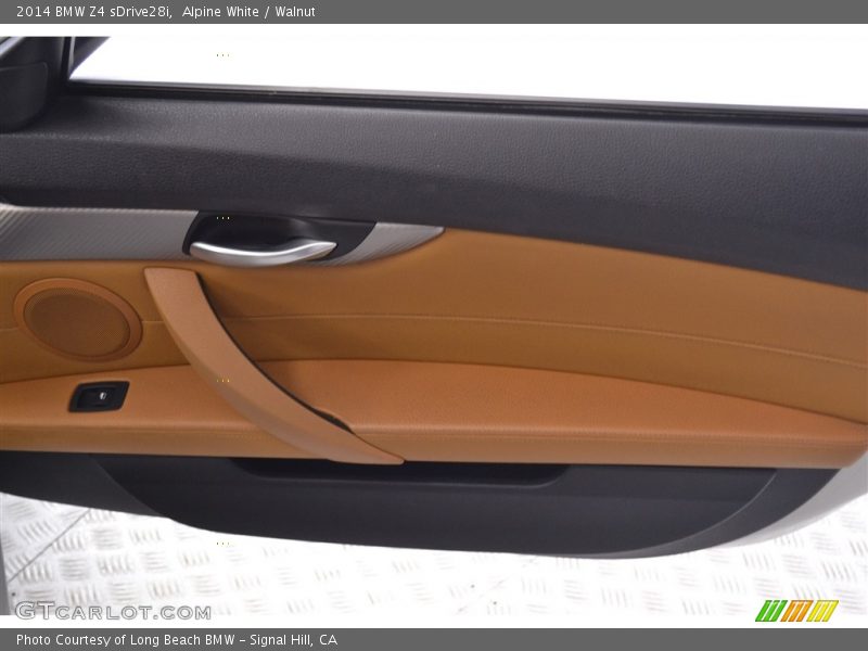 Alpine White / Walnut 2014 BMW Z4 sDrive28i