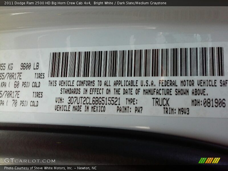 Bright White / Dark Slate/Medium Graystone 2011 Dodge Ram 2500 HD Big Horn Crew Cab 4x4