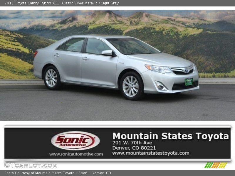 Classic Silver Metallic / Light Gray 2013 Toyota Camry Hybrid XLE