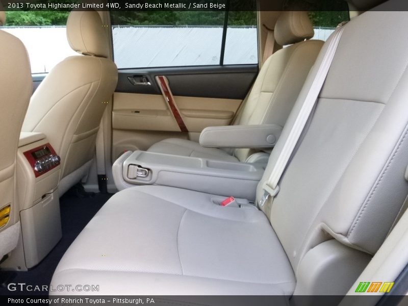 Sandy Beach Metallic / Sand Beige 2013 Toyota Highlander Limited 4WD
