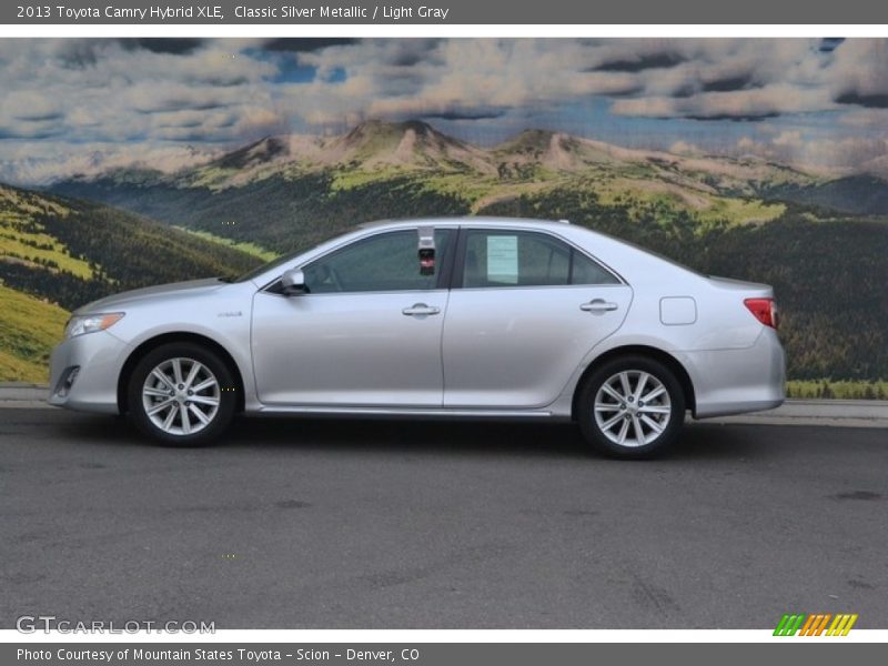 Classic Silver Metallic / Light Gray 2013 Toyota Camry Hybrid XLE