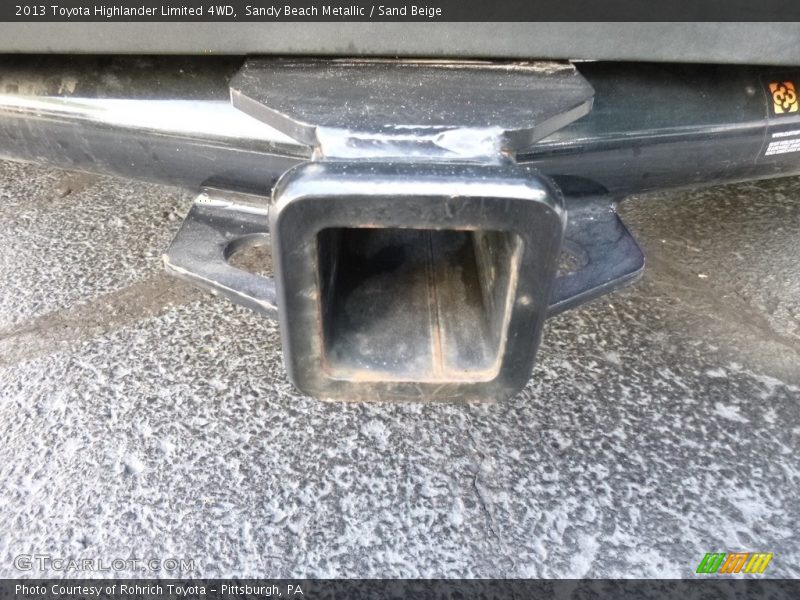 Sandy Beach Metallic / Sand Beige 2013 Toyota Highlander Limited 4WD