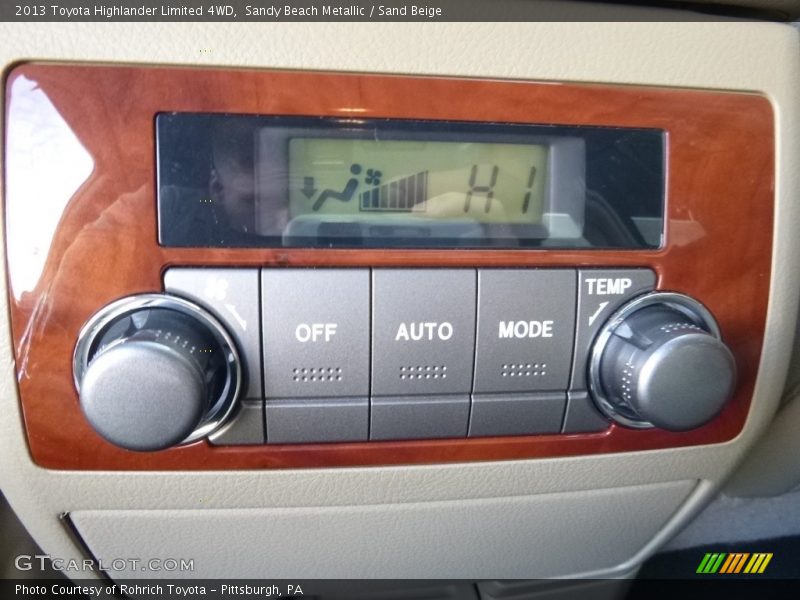 Sandy Beach Metallic / Sand Beige 2013 Toyota Highlander Limited 4WD